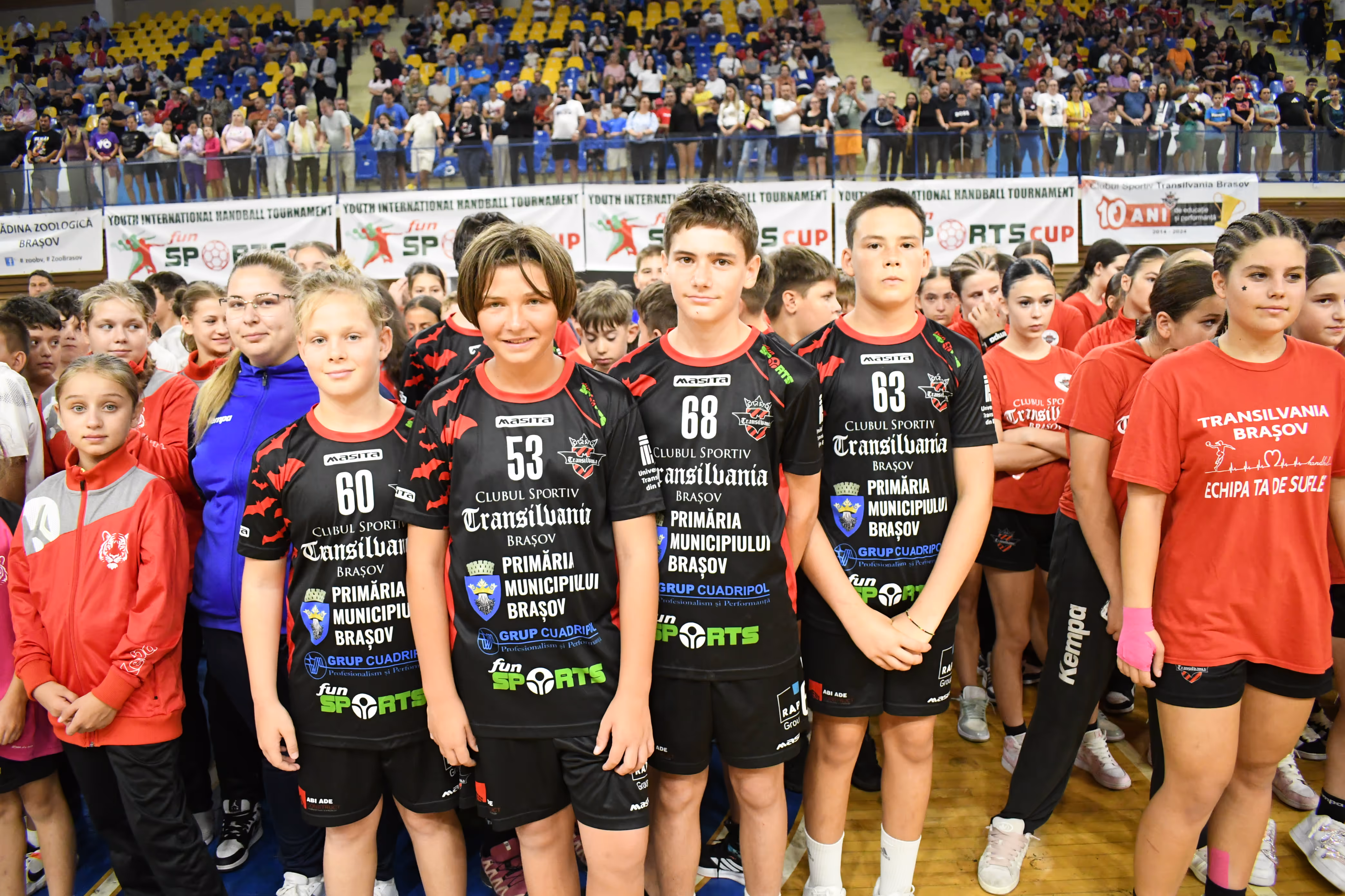 Moment de la ceremonia de premiere FunSports Cup 2025