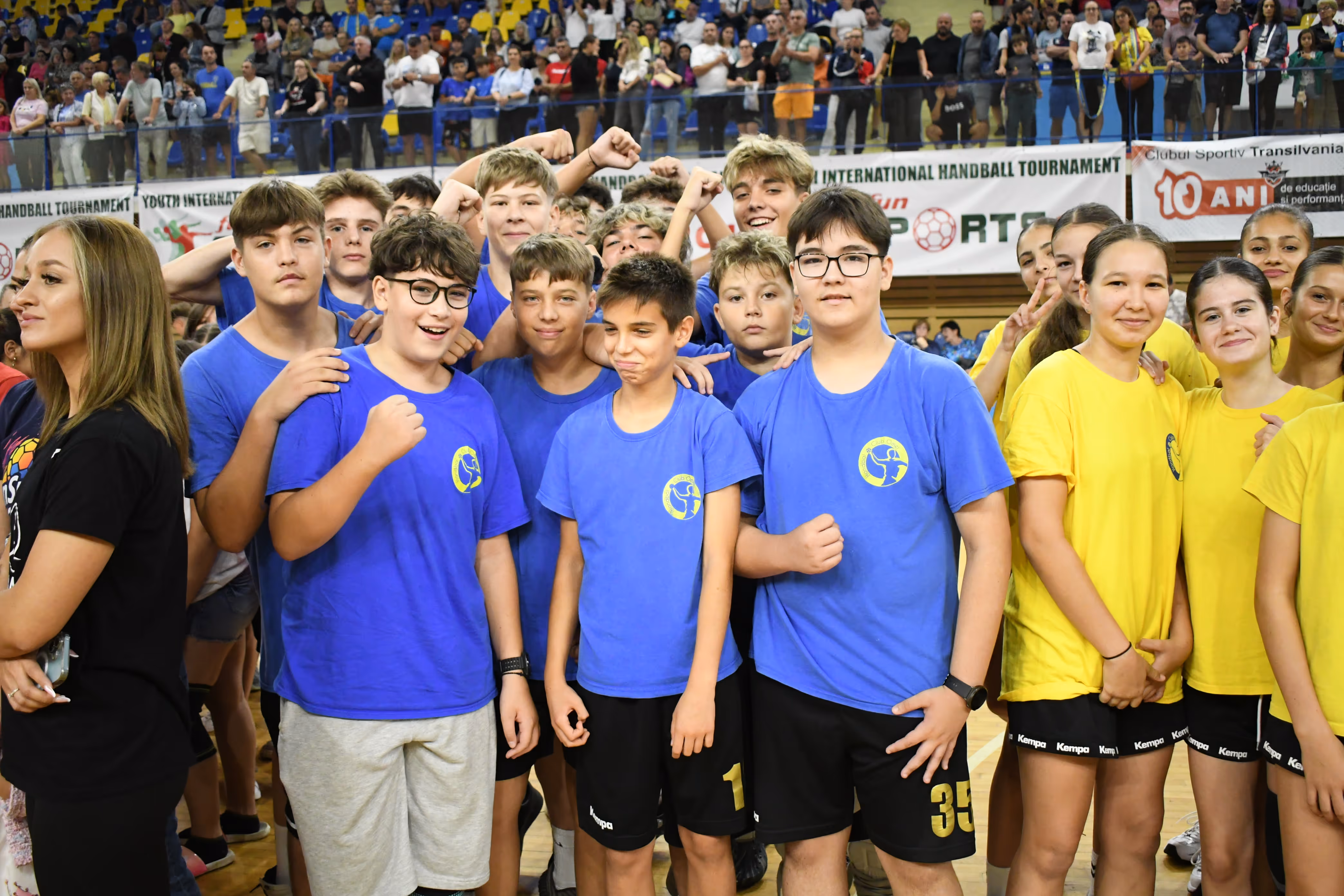 Moment de la ceremonia de premiere FunSports Cup 2025